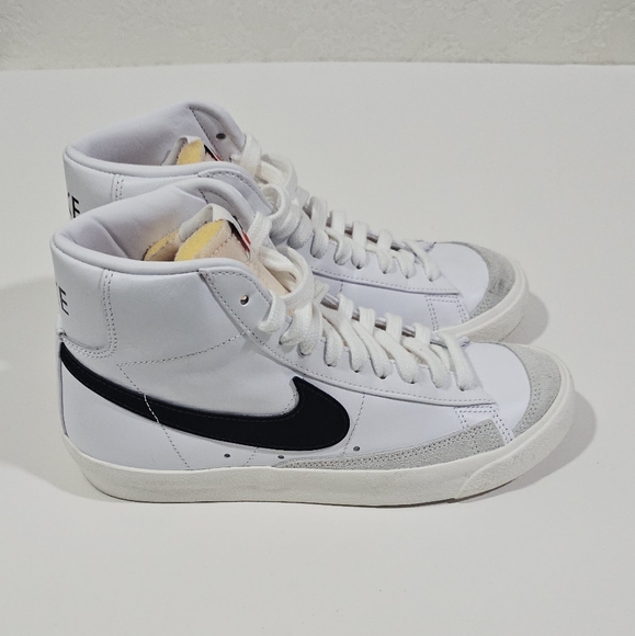Nike Blazer Mid 77 Women's Size 7.5 Sneakers White Black Sneakers - Picture 2 of 12